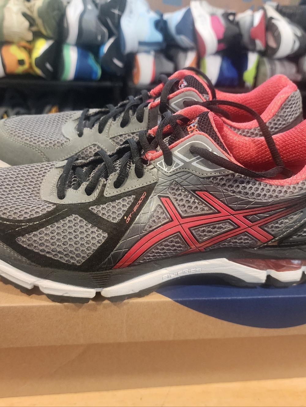 Asics Men's Gray Athletic Shoes with Red Accents